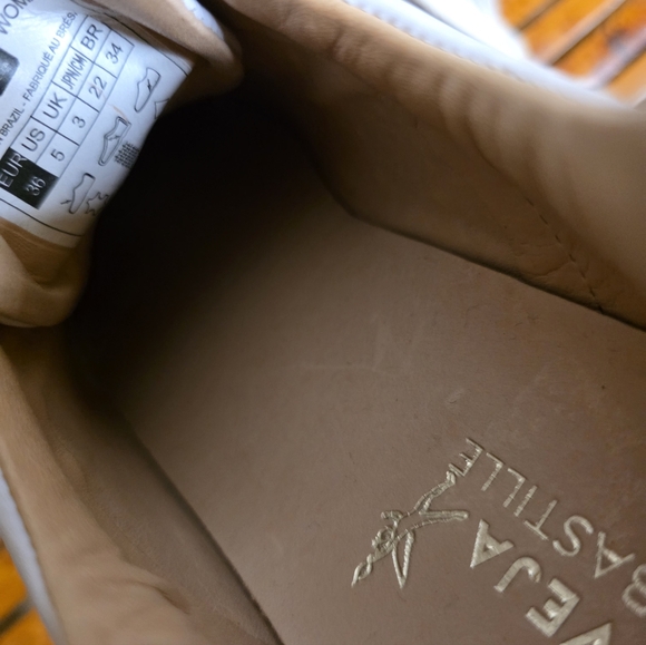 Veja White Leather Women Sneakers Size 5 - Picture 6 of 7